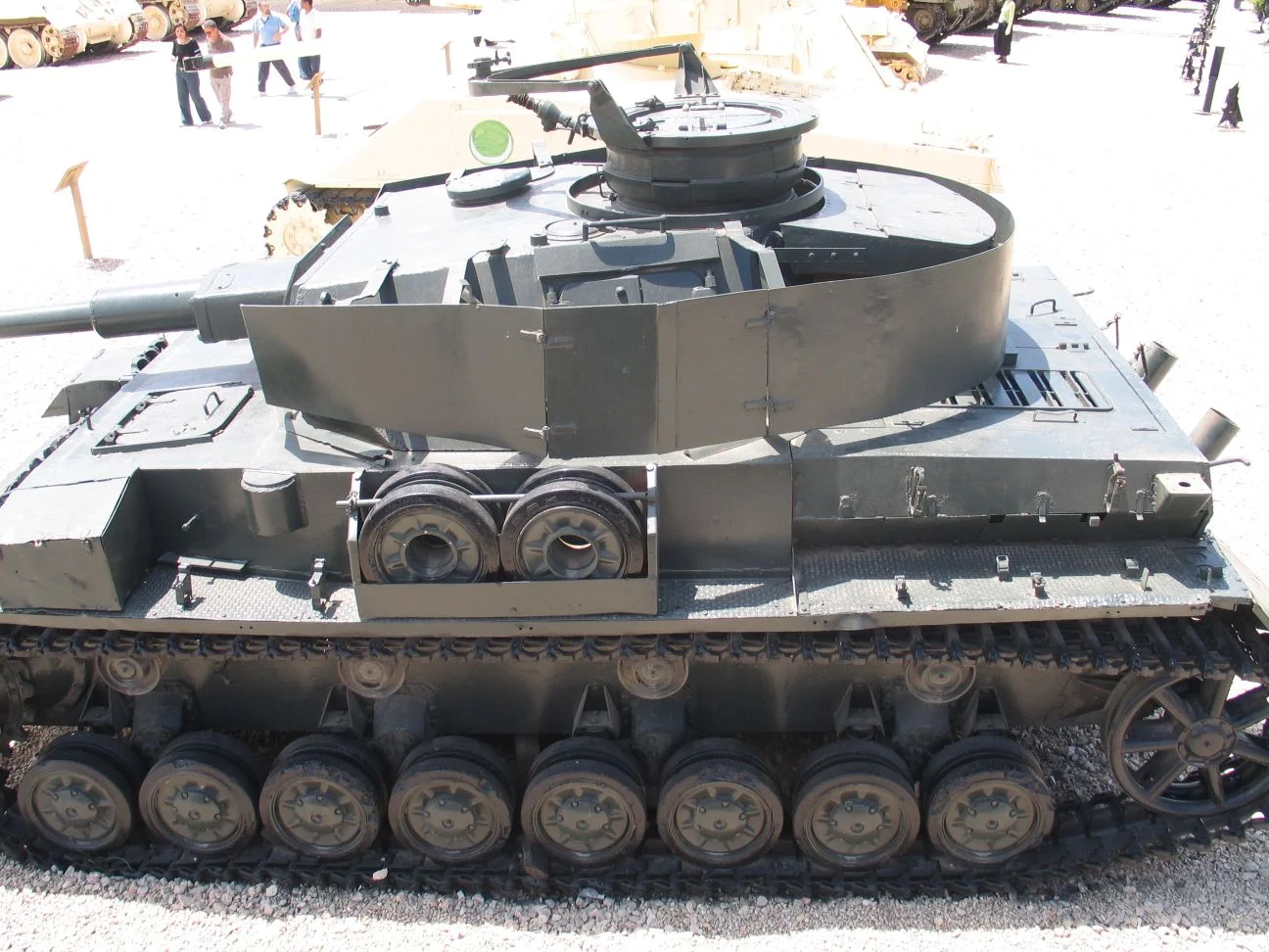 Welded armor cage key features diagram